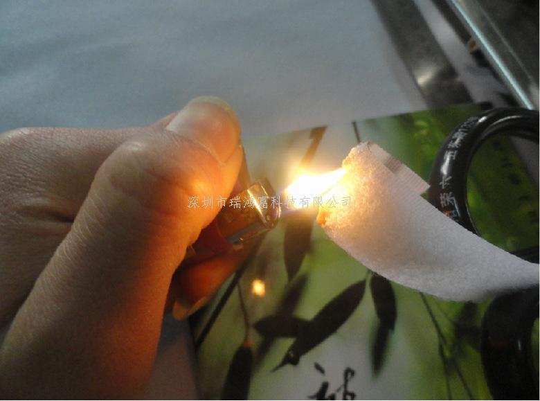 深圳市瑞鴻富科技有限公司是集于生產研發(fā)尼龍粘扣帶魔術貼、射出勾魔術貼、蘑菇頭魔術貼、細軟勾魔術貼、勾毛同體魔術貼、不抓毛魔術貼、發(fā)卷帶魔術貼、高周波電壓魔術貼、阻燃型防火魔術貼、背靠背粘扣魔術貼捆綁扎帶、背膠沖型魔術貼、松緊彈力魔術貼、、3M魔術貼、魔術布/OK布、注塑袖口魔術貼、3D VR眼鏡頭帶、運動器材魔術貼、醫(yī)用魔術貼、數據線收納皮扣、研磨片魔術貼、特殊魔術貼等產品為粘扣捆綁扎帶提供好的解決方案定制加工的大型廠家之一